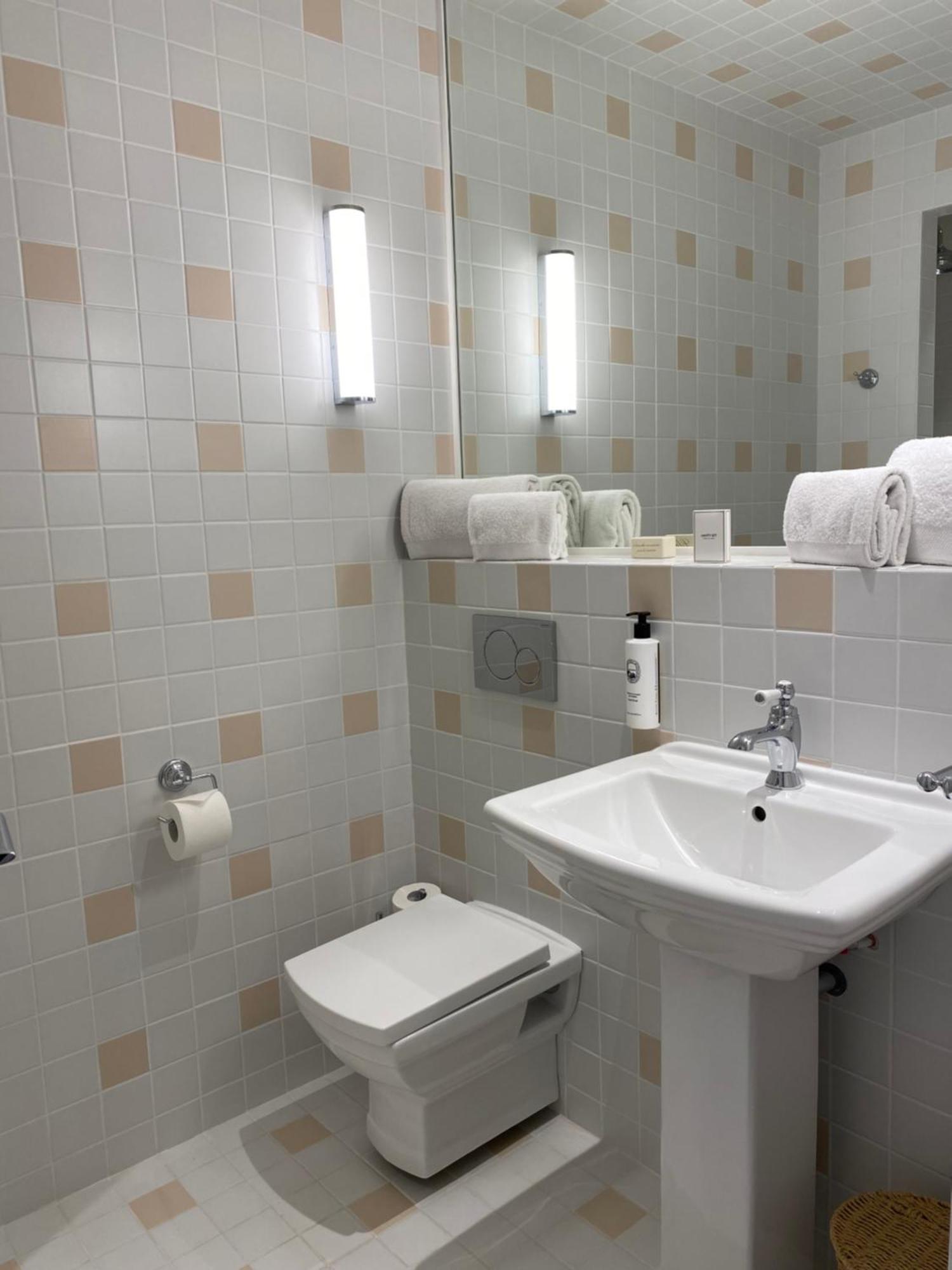 Lilou Otel Hyères Dış mekan fotoğraf