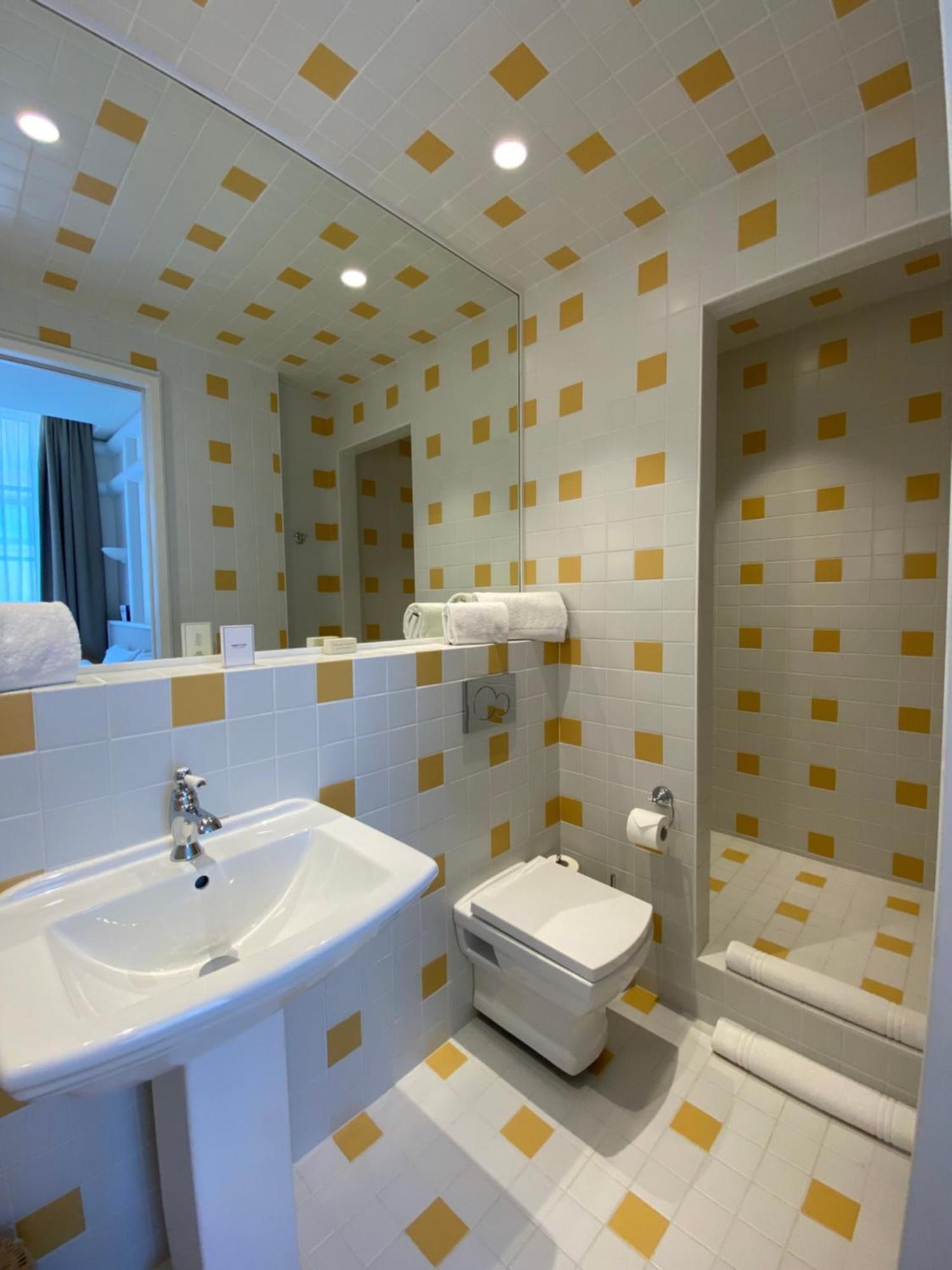 Lilou Otel Hyères Dış mekan fotoğraf
